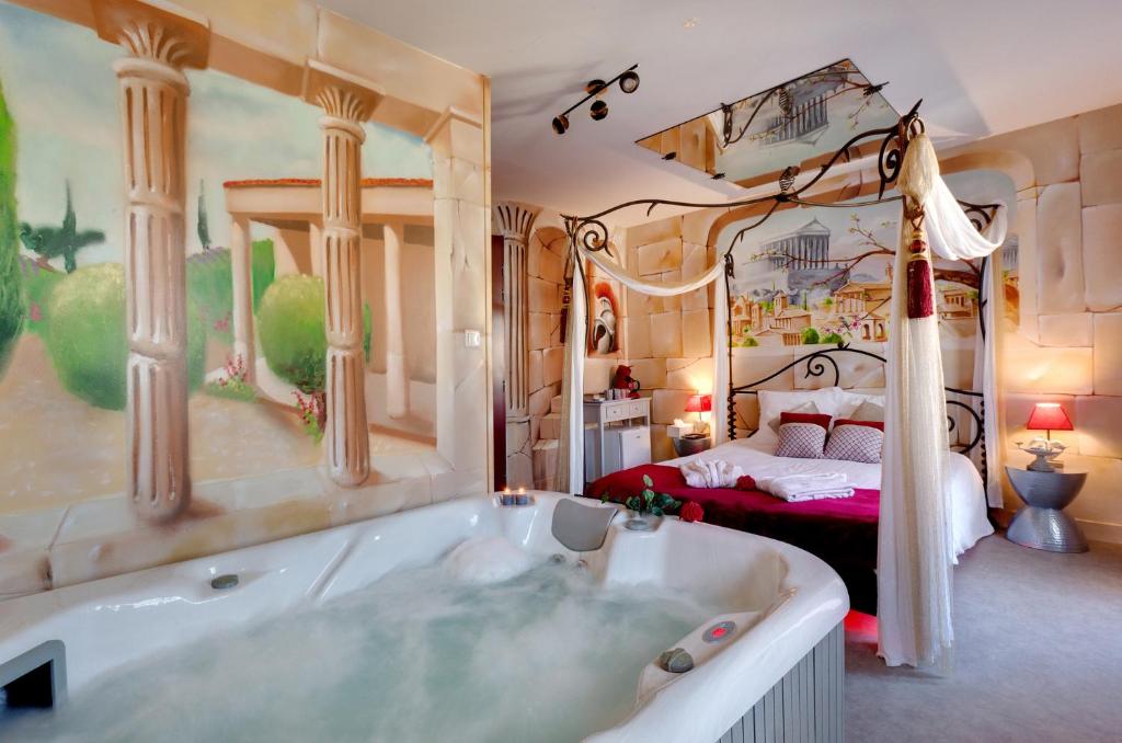 Chambre VENUS avec Jacuzzi privatif à Allier, Auvergne-Rhône-Alpes