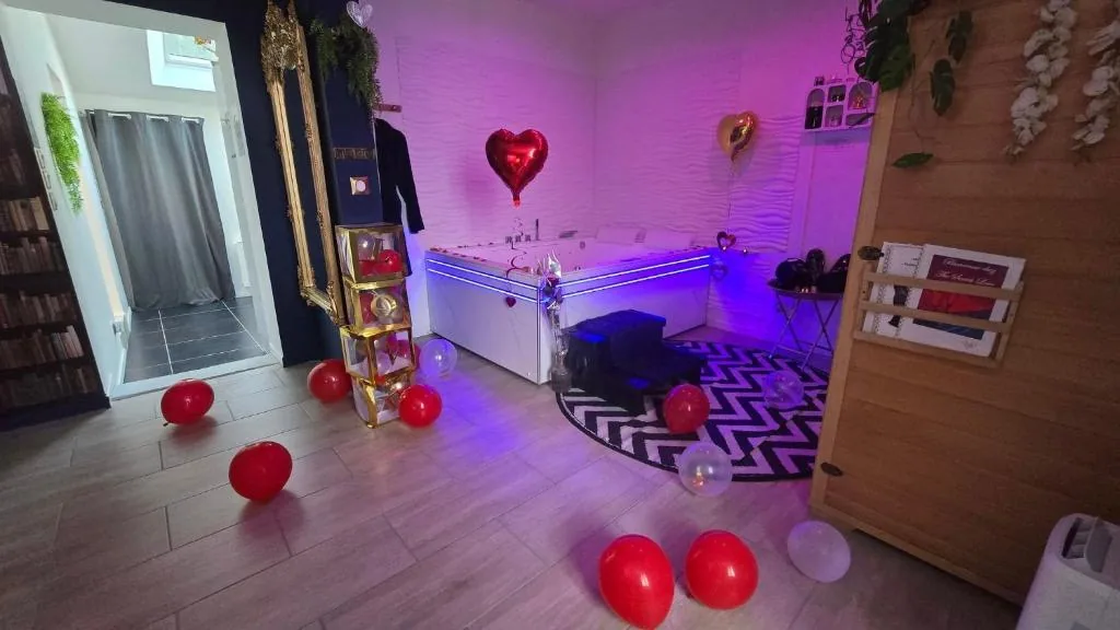 The Secret Love, loveroom avec espace bien-être en Normandie