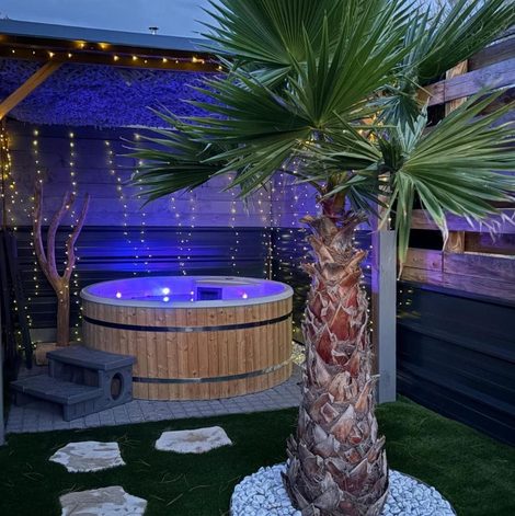 Pod À l'ombre des pods Chardonnay et spa dans l’Aude avec terrasse