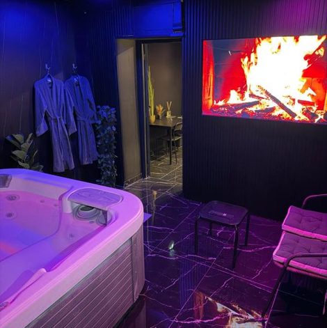 Loveroom B&W Spa dans le Nord