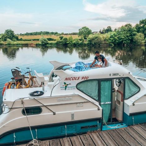 Bateau sans permis 2 cabines 6 couchages en Maine-et-Loire