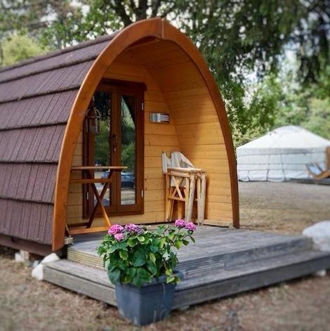 Pod Cabane en bois POD 1 dans l’Ain avec terrasse