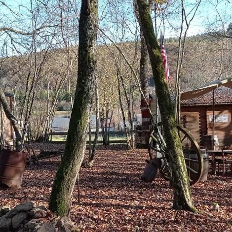 Gîte insolite Cabanes Nature Morvan en Côte-d’Or avec spa privatif