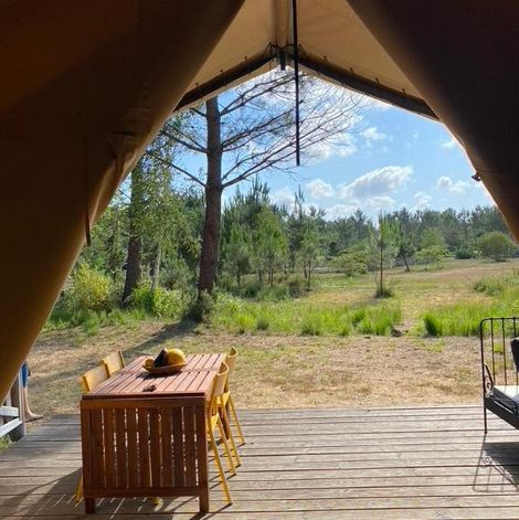 Tente Camping la Kahute en Gironde avec terrasse