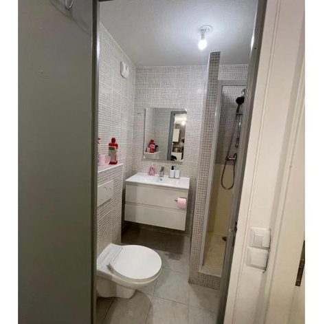 Loveroom Frei Einzel Zimmer Metz en Moselle avec spa privatif
