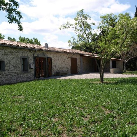Séjour à la ferme Gîte Eloise dans l’Aude avec terrasse