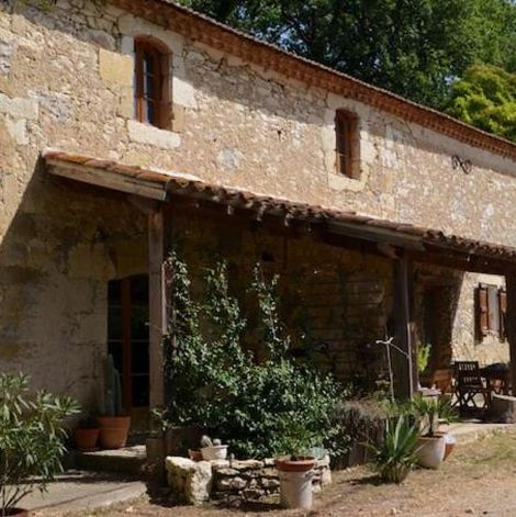 Séjour à la ferme La ferme des Perdilles dans le Gers avec terrasse
