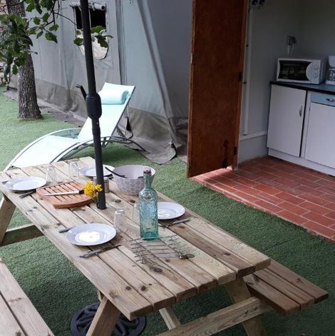 Tente Le Bivouac est prêt ! dans le Gard avec terrasse