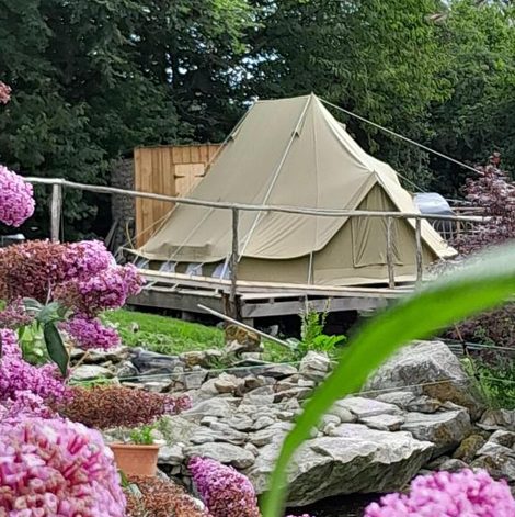 Tente Le monde d'Echozellia - Tente M dans l’Yonne avec terrasse