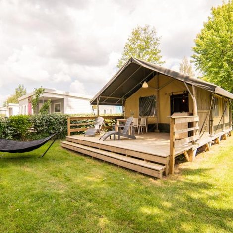 Tente Lodge Holidays - Glamping Fouesnant dans le Finistère avec spa privatif