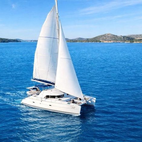 Bateau Nuit en Catamaran aux Iles de Lérins dans les Alpes-Maritimes