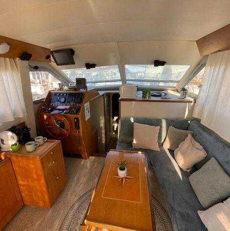 Bateau Nuit insolite et cocon dans la Drôme avec spa privatif
