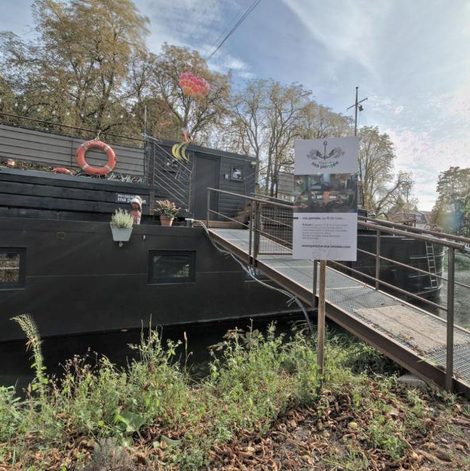 Bateau Péniche MaPensée en Moselle avec terrasse