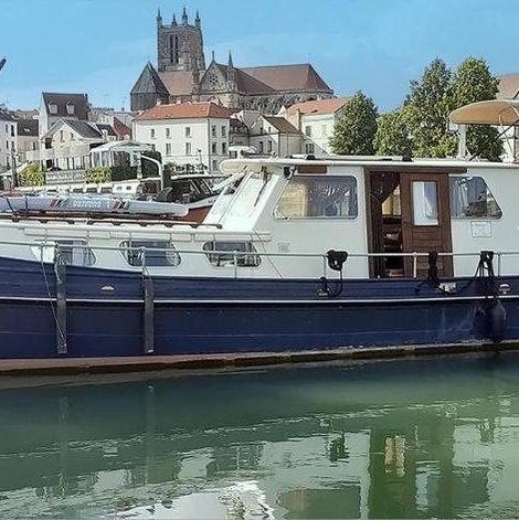 Bateau Spicy - Séjour insolite sur la Marne en Seine-et-Marne avec terrasse