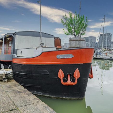 Bateau La Petite Annick en Gironde avec terrasse