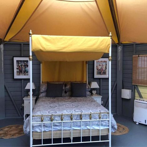 Yourte The Yurt at Les Forges en Haute-Vienne avec piscine