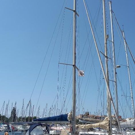 Bateau VOILIER Sun Odyssey 42 dans l’Hérault avec terrasse